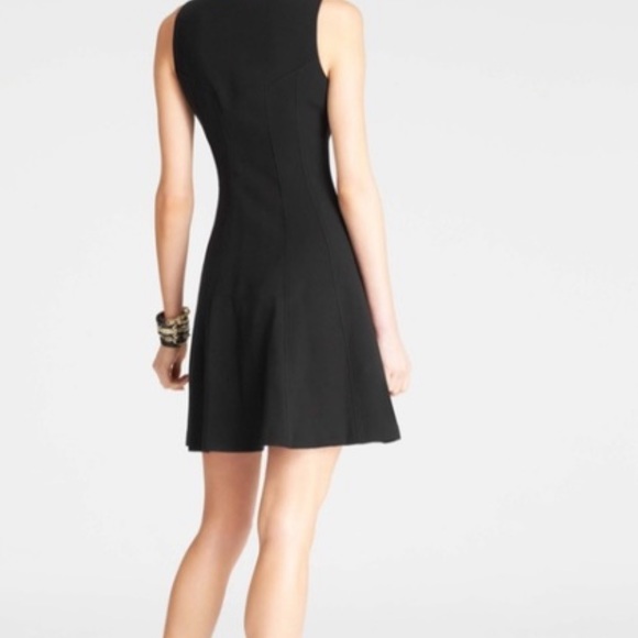 NEW ANN TAYLOR PONTE EXPOSED ZIPPER SLEEVELESS FIT & FLARE - Picture 2 of 14